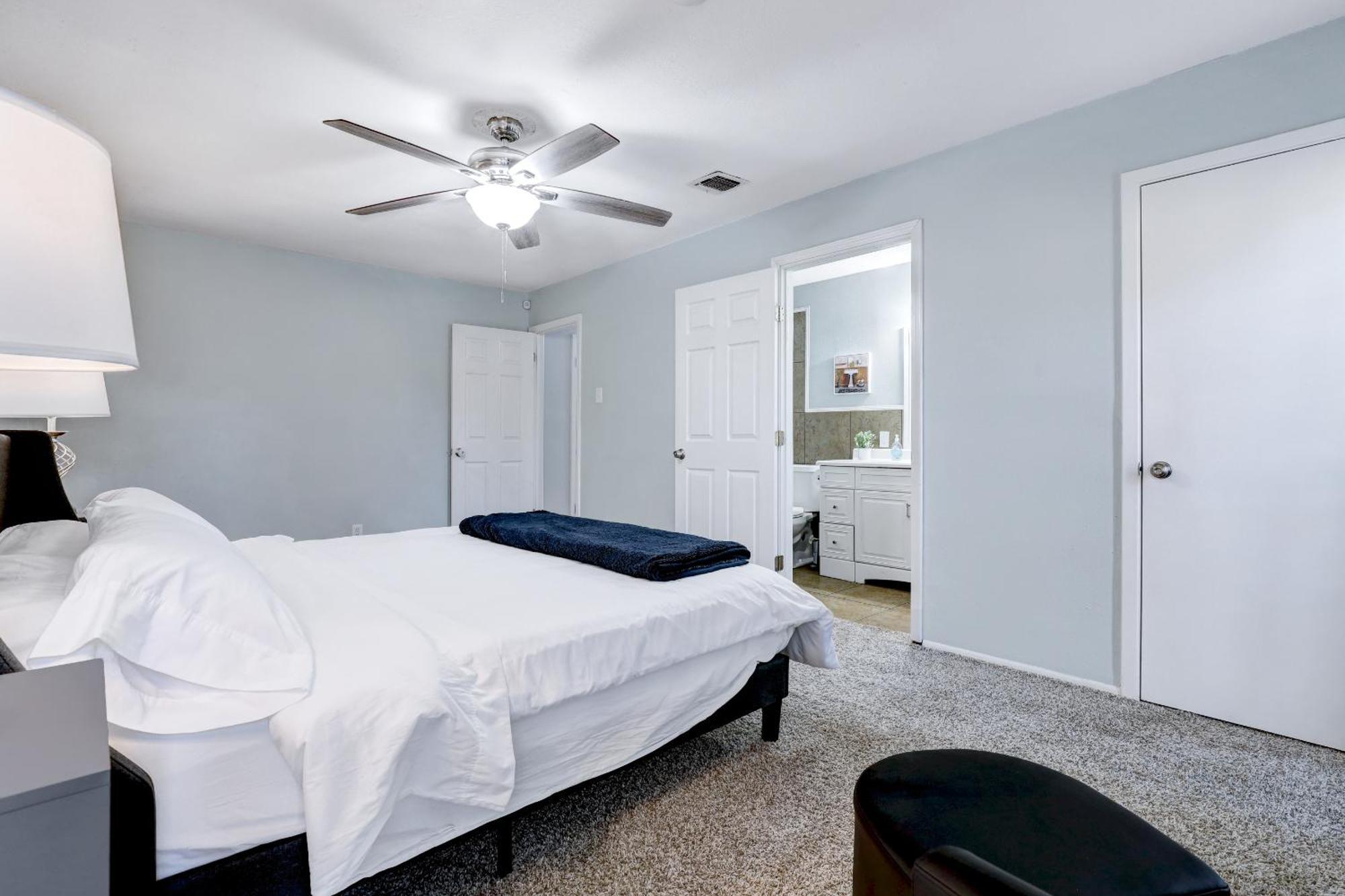 King Bed Lovely Escape Mins To Seaworld Pool Сasa de vacaciones *